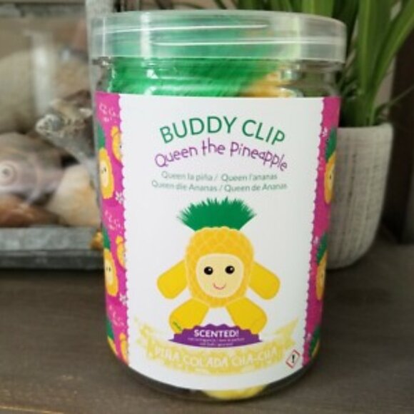 Queen The Pineapple Buddy Clip - Picture 1 of 1
